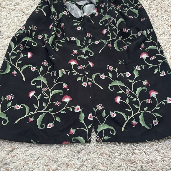 100% SILK Top Threads Sportswear Resort Wear Tank Black w/ Floral Pattern Small - Picture 12 of 12